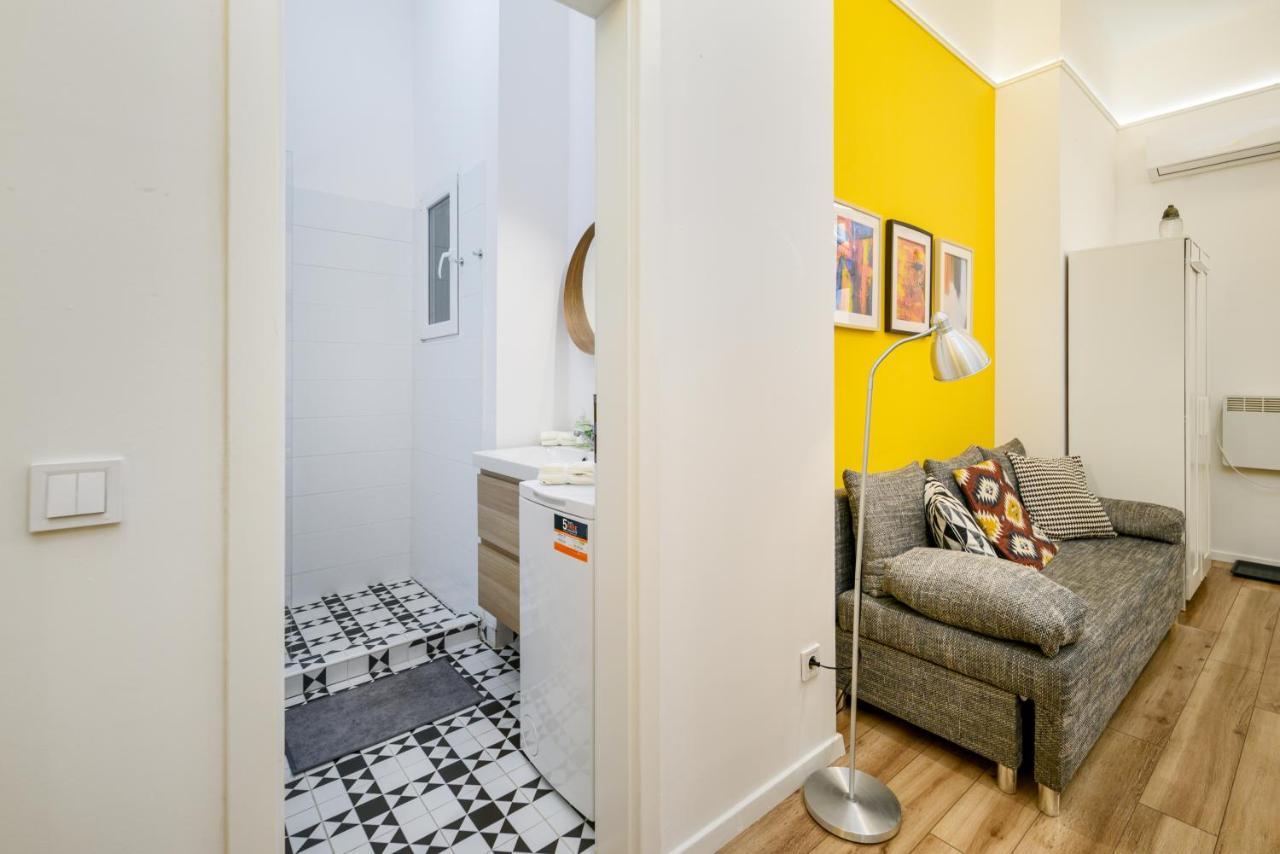 Stylish Yellow Suite In The Heart Of Βουδαπέστη Εξωτερικό φωτογραφία