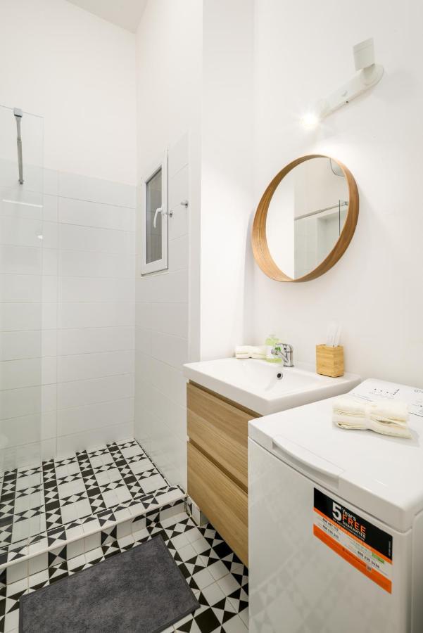 Stylish Yellow Suite In The Heart Of Βουδαπέστη Εξωτερικό φωτογραφία